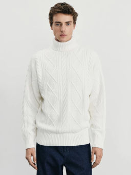 Свитер с орнаментом и высоким воротником / Zarina