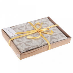 Скатерть 185х155см "Звезда", длина стола до 145см, на 6 персон, жаккард п/вар: лен 51% хлопок 49%, плотность 230г/м2, упаковка подарочная коробка 36х26х4см, "Домашняя мода" (Россия)