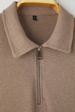 Tas Oversize/Genis Kesim Dokulu Uzun Kol Polo Yaka T-shirt TMNAW26PO00000 - Trendyolmilla фото 2