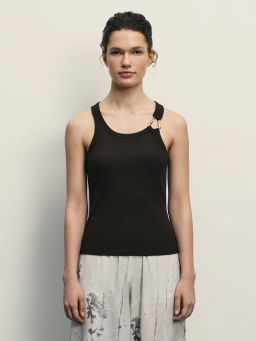 Топ с декоративным элементом / Zarina  фото 4