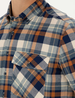 Светло-коричневая рубашка классического кроя с длинным рукавом - Cacharel фото 7