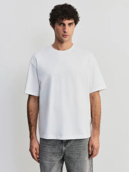 Базовая футболка расслабленного фита MRELAX0526-1 / Zarina