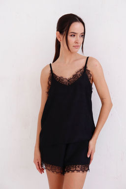 6983 Домашний комплект из топа и шорт с кружевом чёрный