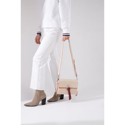 Сумка-мессенджер на клапане, наружный карман, цвет бежевый - Simaland фото 4