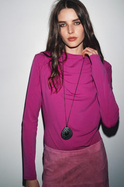 DRAPED TOP WITH SHOULDER PADS - Zara фото 3