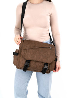 Сумка через плечо почтальонка коричневая