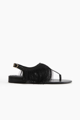 Sandalias con flecos