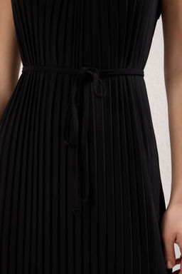 TRENDYOLMILLA Siyah Duz Maxi Dik Yaka Piliseli Skater/Belden Ac?lan Orme Elbise TWOSS25EL00513  фото 3