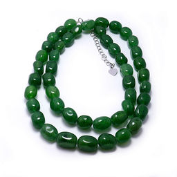 Бусы из камня Зеленый агат камень Венеры, привлекает денежные энергии