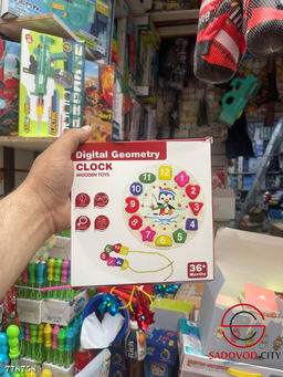 Деревянная развивающая игрушка сортер