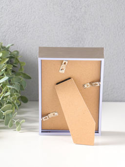 Фоторамка для фото 10×15 см «Ламберто», пластик, серебро с белым, 16×11×3.5 см