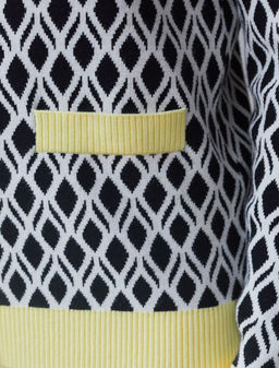 Кардиган с V-вырезом жаккардовой вязки с принтом ромб