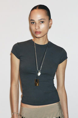 SLIM FIT SHORT SLEEVE T-SHIRT - Zara фото 29