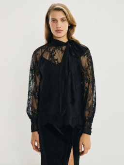 Блузка из кружева с бантом / Zarina