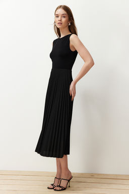 TRENDYOLMILLA Bordo Piliseli Astarl? Kolsuz Esnek Orme Midi Elbise TWOSS24EL00785  фото 2