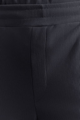 Fume Oversize/Genis Dokulu K?r?smaz Ottoman Polo Yaka T-Shirt TMNSS23PO00020