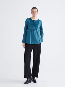 Ba?lamal? Yaka Nak??l? Bluz