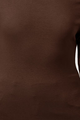 Kahverengi Duz Premium Yumusak Kumasl? Fitted/Vucuda Oturan Kay?k Yaka Orme Bluz TWOAW24BZ00227