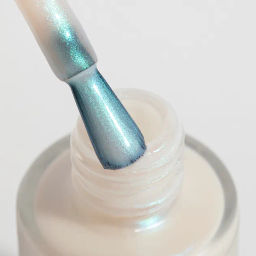 Лак для ногтей Укрепляющий Cover Shine №4