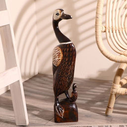 Сувенир «Утка с утёнком», 52×9×17 см, дерево