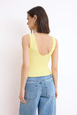 Sar? Duz Fitted V Yaka Kolsuz Dokulu Orme Bluz TWOSS26BZ00601 - Trendyolmilla фото 4