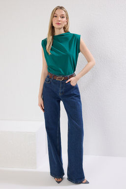 Zumrut Yesili %100 Pamuk Kay?k Yaka S?f?r Kol Buzgulu Orme T-Shirt TWOSS24TS00051