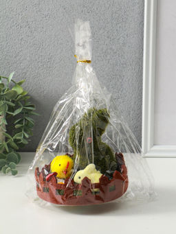 Фигурка пасхальная «Зайчик с цыплятами на лужайке с забором», 12.5×12.5×10.5 см