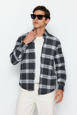 TRENDYOL MAN Lacivert Slim Fit Dugmeli Yaka K?sl?k Oduncu Kareli Gomlek TMNAW21GO0611
