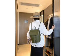 Рюкзак женский Lanotti YN215/зеленый