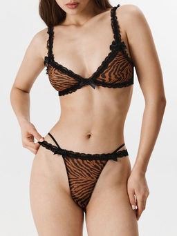 Infinity / Трусы стринги-бразилиано жен. Darika черный принт - Infinity Lingerie фото 6