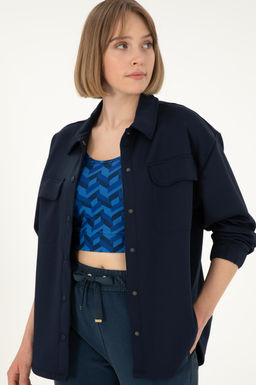 Женская темно-синяя трикотажная рубашка Неожиданная скидка в корзине