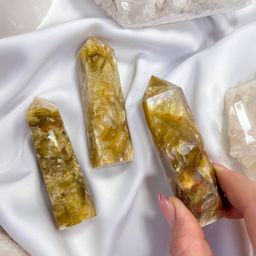 Кристалл из Мусковита (Лепидолит желтый) - Радуга самоцветов фото 4