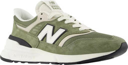 Кроссовки взрослые