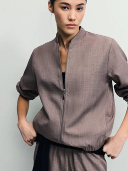 Толстовка на молнии / Zarina