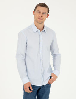 Синяя зауженная рубашка с длинным рукавом