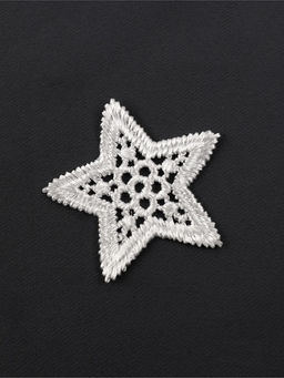 Цена за 3 шт. Аппликация для одежды «Звезда» кружевная, d=4 см, 10 шт., белая