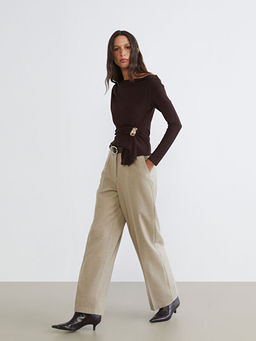 Beli Kemerli Geni? Pa?a Kad?n Pantolon