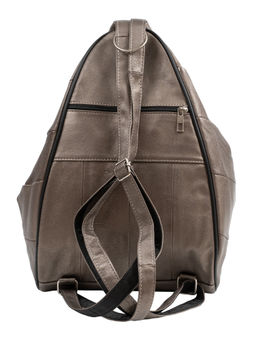 Сумка-рюкзак женская из телячьей кожи