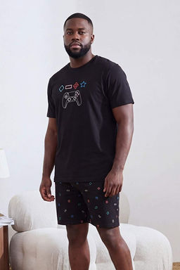Siyah Regular Fit B_y_k Beden Game Bask_l_ _rme _ortlu Pijama Tak_m_ TMNSS26AI00005