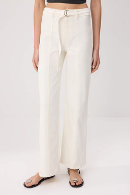 Beyaz Kemer Detayl? Normal Bel Wide Leg Jeans TWOSS26JE00277 - Trendyolmilla фото 4