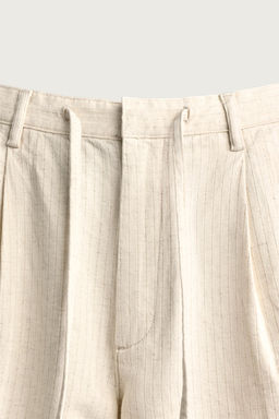 BERMUDA WIDE FIT RAYAS PLIEGUES / Crudo - Zara фото 8