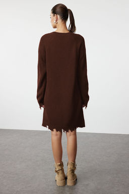 TRENDYOLMILLA Haki Mini Triko Genis Kal?p Ak?tma Detayl? Duz Elbise TWOAW24EL00113 фото 41