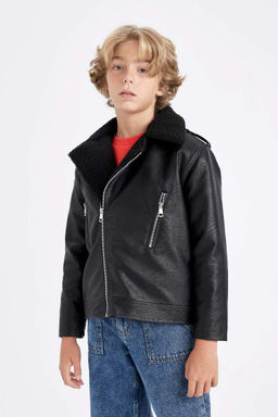 Водоотталкивающее пальто из искусственной кожи с карманом на молнии и подкладкой из искусственного меха для мальчиков - Defacto фото 4