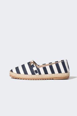 Женские эспадрильи на плоской подошве