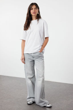 Beyaz %100 Kal?n Pamuklu Fermuar Detayl? Relaxed/Rahat Kal?p Orme T-Shirt TWOSS24TS00272