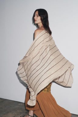100% STRIPED LINEN SCARF
