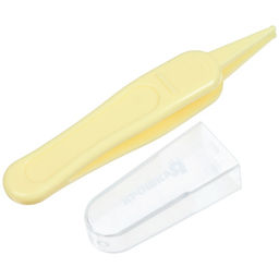 Набор по уходу за ребенком: аспиратор, щеточка, пинцет