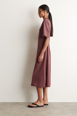 VESTIDO-CAMISETA MIDI CON DETALLE DE CINTUR?N - H&m фото 11
