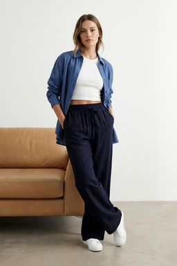 Lacivert Keten Gorunumlu Wide Leg/Genis Paca Sort Astarl? Beli Lastikli Pantolon TWOSS25PL00121