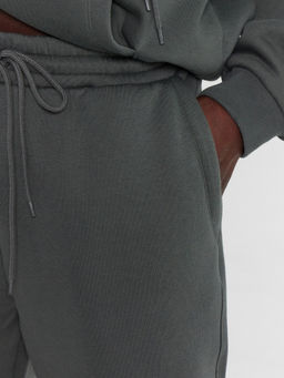 СПОРТИВНЫЙ КОСТЮМ МУЖСКОЙ (ХУДИ И ДЖОГГЕРЫ) темный лес 191027 - Mark formelle фото 7